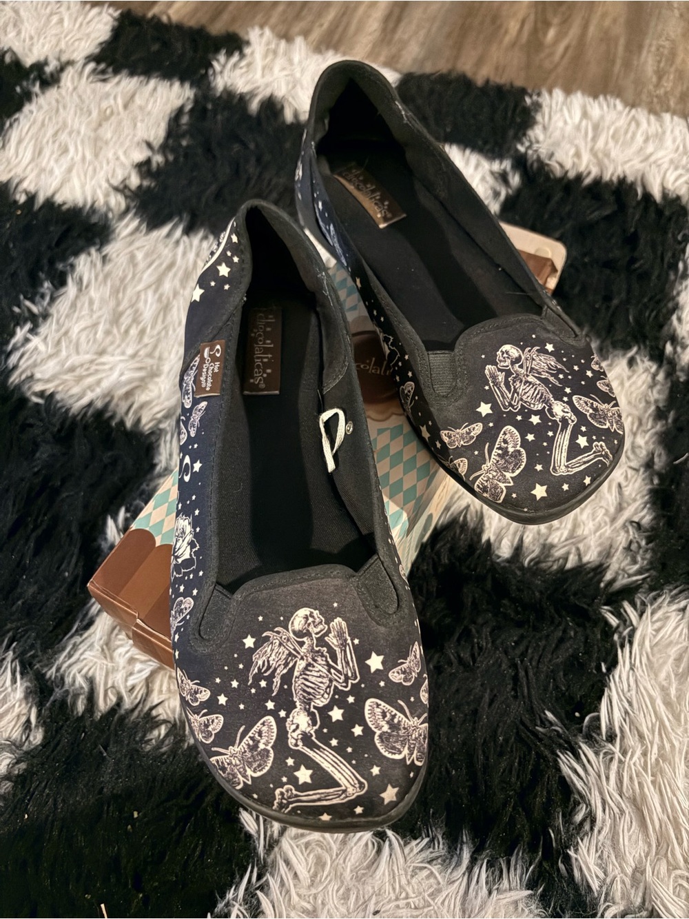 Hot Chocolate Design Fallen Angel Slip-on flats - Picture 3 of 5
